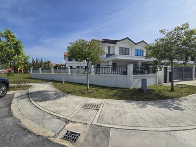 /international/my/bangi-selangor-370120546231/