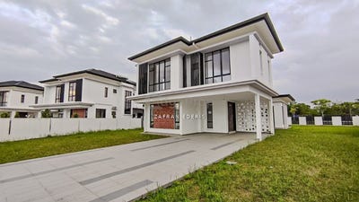 /international/my/bangi-selangor-370120569865/
