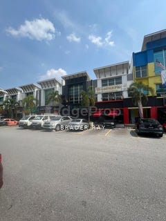 /international/my/shah-alam-selangor-370120161292/