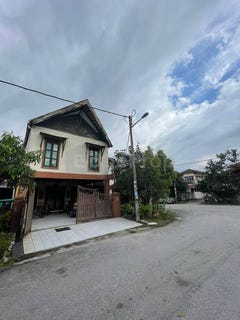 /international/my/sungai-buloh-selangor-370120525384/