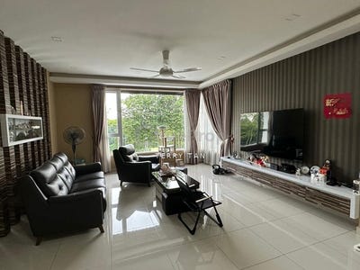 /international/my/iskandar-puteri-johor-370120506378/
