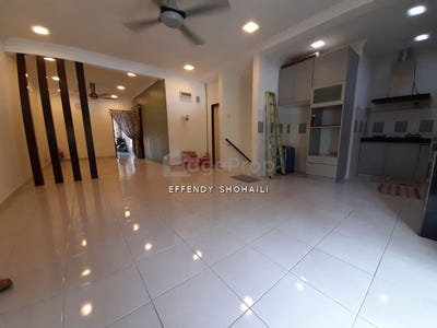 /international/my/jalan-ipoh-batu-caves-selayang-selangor-370120315694/