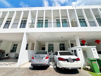 /international/my/semenyih-selangor-370120525499/