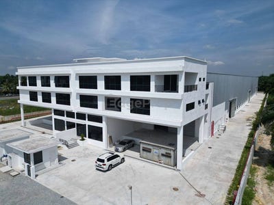 /international/my/selangor-sepang-selangor-370120268591/