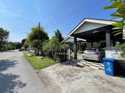 /international/my/jalan-subang-permai-u6-subang-selangor-370120439455/