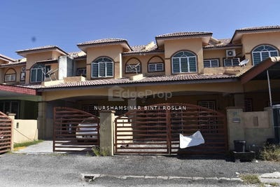 /international/my/lot-93-puncak-bougainvillea-kk-damansara-puncak-bougainvillea-kuala-kangsar-perak-370120241502/
