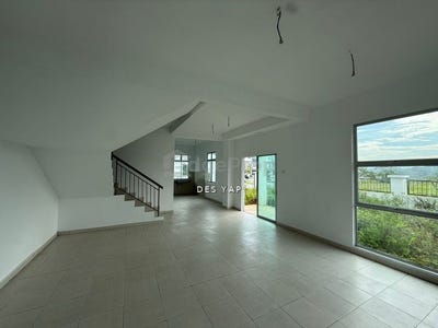 /international/my/jalan-skj-rawang-selangor-370120447815/