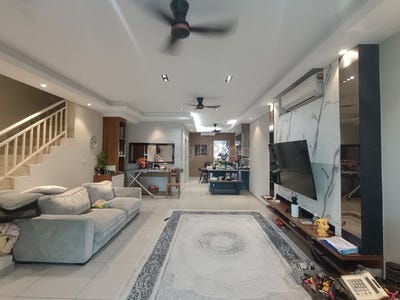 /international/my/jln-laman-delfina-nilai-negeri-sembilan-370120632809/