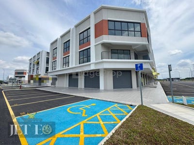 /international/my/3-storey-shop-lot-new-development-telok-panglima-garang-selangor-telok-panglima-garang-selangor-370120382873/
