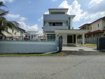/international/my/persiaran-mahkota-cheras-cheras-selangor-370120161903/