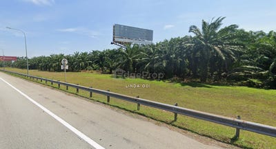 /international/my/selangor-sepang-selangor-370120436985/