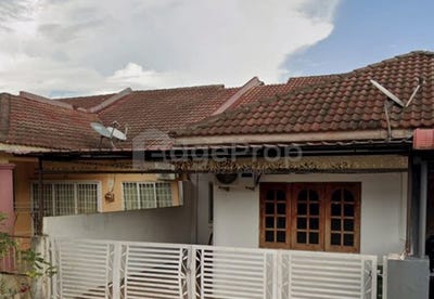 /international/my/jerantut-pahang-370120198449/