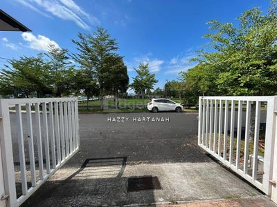 /international/my/jalan-alam-sutera-bandar-puncak-alam-selangor-370120441104/