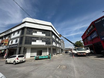 /international/my/nibong-tebal-penang-370120245049/