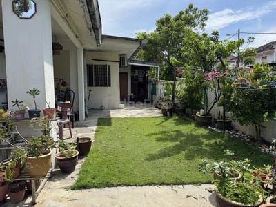 /international/my/jalan-lep-5-taman-lestari-putra-43300-seri-kembangan-selangor-seri-kembangan-selangor-370120525664/