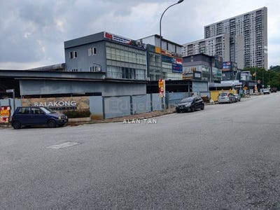 /international/my/jalan-kpb-balakong-selangor-370120446629/