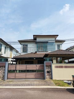 /international/my/jalan-indah-kluang-johor-370120570097/