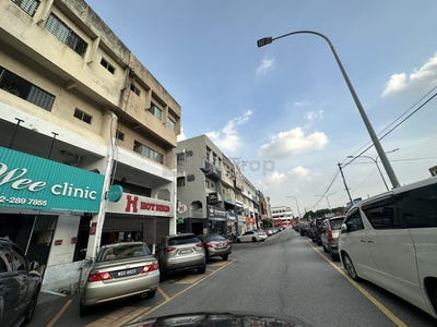 /international/my/jalan-ss-21-damansara-utama-selangor-370120220696/