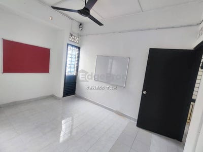 /international/my/jalan-wira-cheras-kuala-lumpur-370120173565/