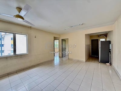 /international/my/off-jalan-hospital-taman-valencia-sungai-buloh-47000-selangor-sungai-buloh-selangor-370120256495/