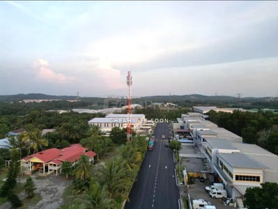 /international/my/jalan-makmur-kuala-selangor-selangor-370120279155/