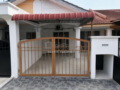 /international/my/jalan-desiran-melawati-1-2-kuala-selangor-selangor-370120258121/