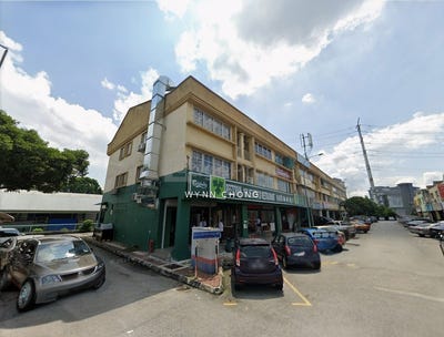 /international/my/taman-cahaya-indah-cheras-selangor-370120445264/