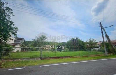 /international/my/segamat-johor-370120384571/