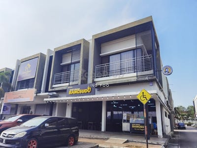 /international/my/sungai-buloh-selangor-370120446679/