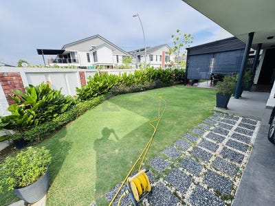 /international/my/persiaran-elmina-sungai-buloh-selangor-370120545172/