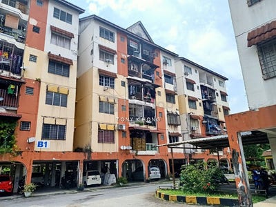 /international/my/jalan-cengal-4-balakong-selangor-370120382215/