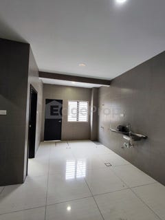 /international/my/jalan-wira-heights-kajang-selangor-370120285249/