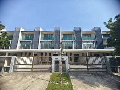/international/my/bangi-avenue-bandar-bukit-mahkota-bandar-seri-putra-bandar-puteri-bangi-bandar-baru-bangi-bangi-selangor-370120573193/