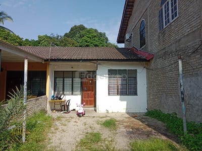 /international/my/pasir-mas-kelantan-370120331036/