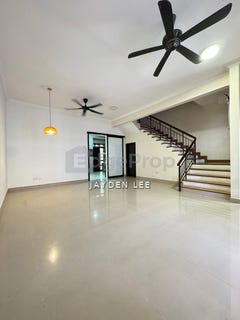 /international/my/jalan-bk-5-bandar-kinrara-puchong-selangor-370120506127/