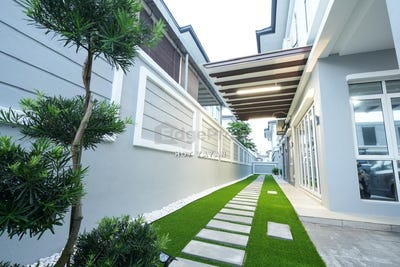 /international/my/jalan-muara-18-jeram-selangor-370120398423/