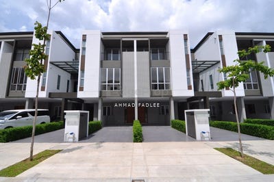 /international/my/semenyih-selangor-370120523748/