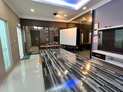 /international/my/persiaran-apec-cyberjaya-63000-selangor-cyberjaya-selangor-370120277629/