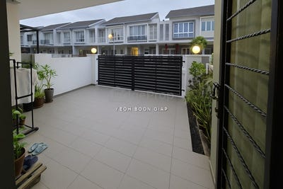 /international/my/off-jalan-puchong-puchong-selangor-370120168068/