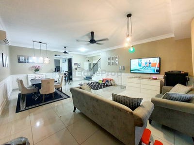 /international/my/persiaran-mahkota-bangi-selangor-370120378118/
