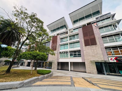 /international/my/persiaran-laman-seri-business-park-shah-alam-selangor-370120367923/