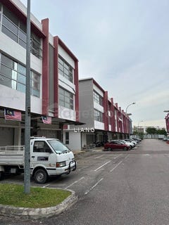 /international/my/jalan-iskandar-putri-iskandar-puteri-johor-370120495899/