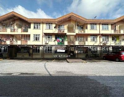 /international/my/jalan-pinggiran-cempaka-ampang-selangor-370120334049/