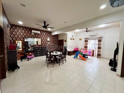 /international/my/puncak-saujana-kajang-selangor-370120444249/