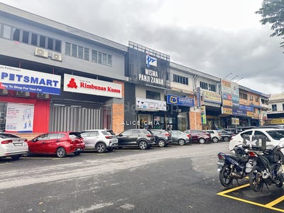 /international/my/ampang-selangor-370120390275/