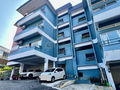 /international/my/jalan-ukay-ampang-selangor-370120525389/