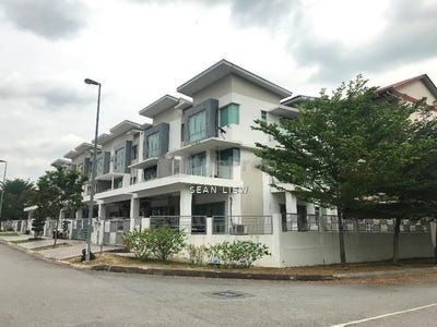 /international/my/jalan-bunga-raya-bandar-puchong-utama-puchong-selangor-370120445309/