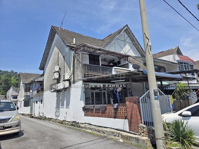 /international/my/jalan-teratai-1-2-ampang-selangor-370120324645/