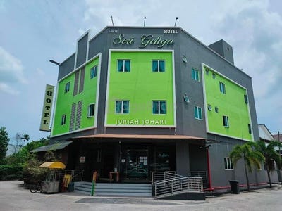 /international/my/jalan-geliga-besar-cukai-terengganu-370120439717/