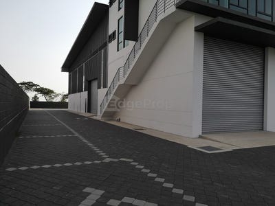 /international/my/batu-arang-selangor-370120443311/